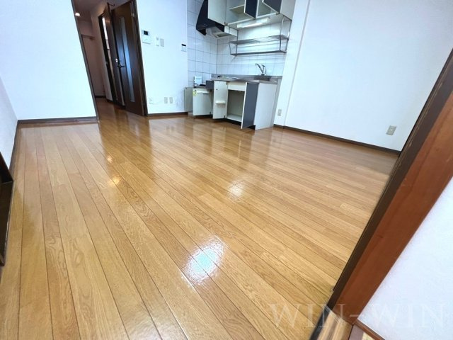 杉浦マンションの居間・リビング|イメージ（同建物内別部屋の写真です）