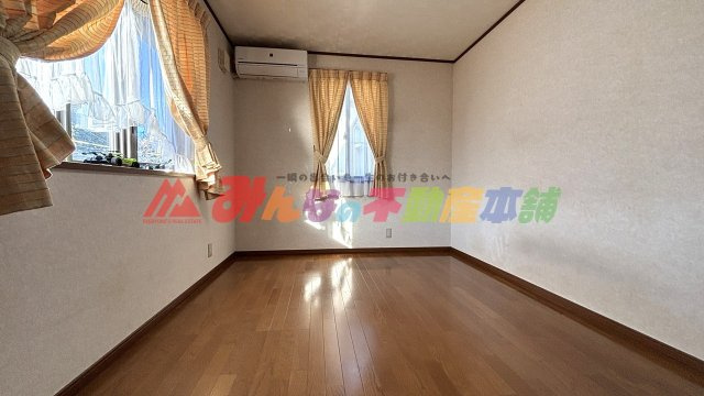 久留米市諏訪野町の中古一戸建の洋室