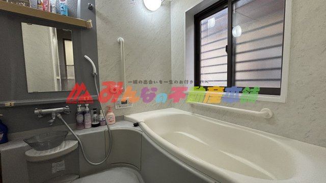 久留米市諏訪野町の中古一戸建の浴室