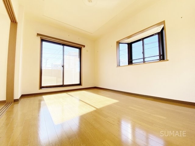 アステリ与野本町弐番館の洋室|角部屋です！