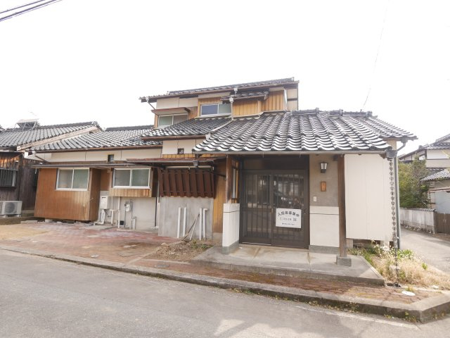 メルヴェーユ貸家