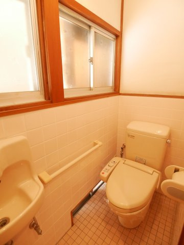 メルヴェーユ貸家のトイレ