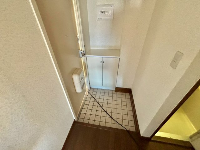 ホワイトシャトー小林の玄関