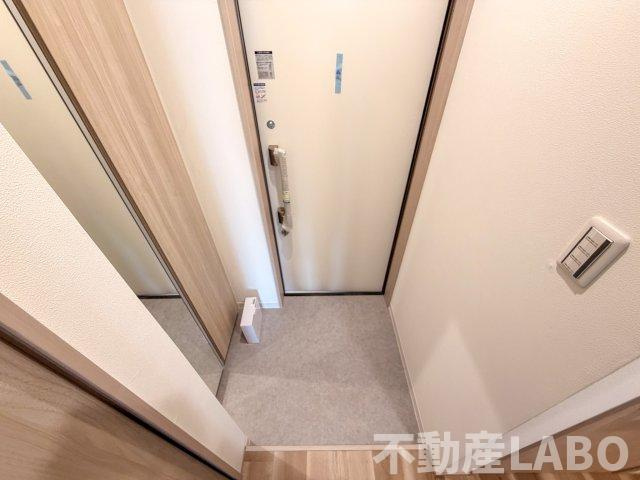 H and P 平野の玄関