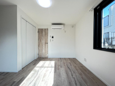 【居間・リビング】 | グランヴィル永福町 | 明るい洋室！