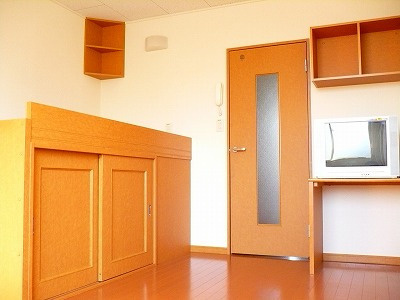 レオパレス夢の居間・リビング|画像3