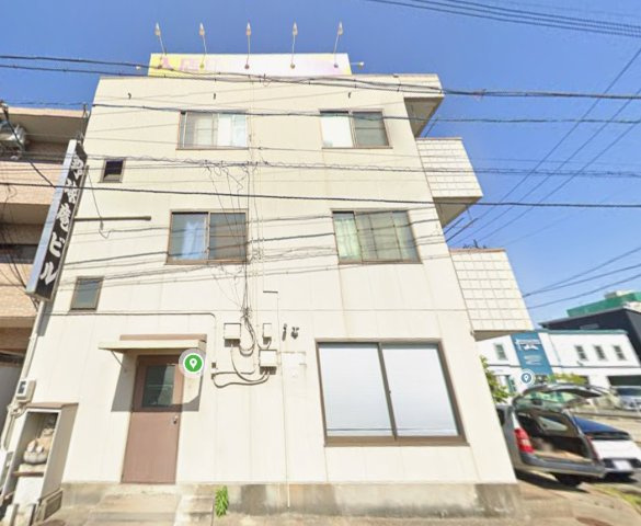 野球庵ビルの外観