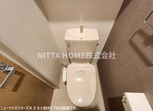 綾部市大島町穴見のアパートのトイレ|【イメージ写真図】温水洗浄便座のトイレです◇