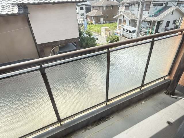 ハイツKKMのバルコニー|別室の写真です。