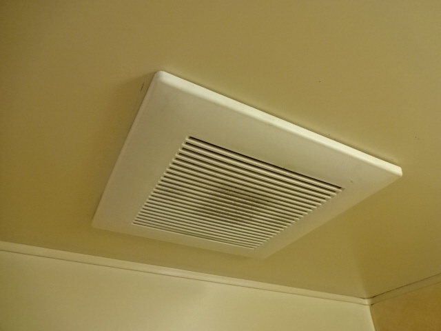 姫路市岡町の賃貸マンションの浴室