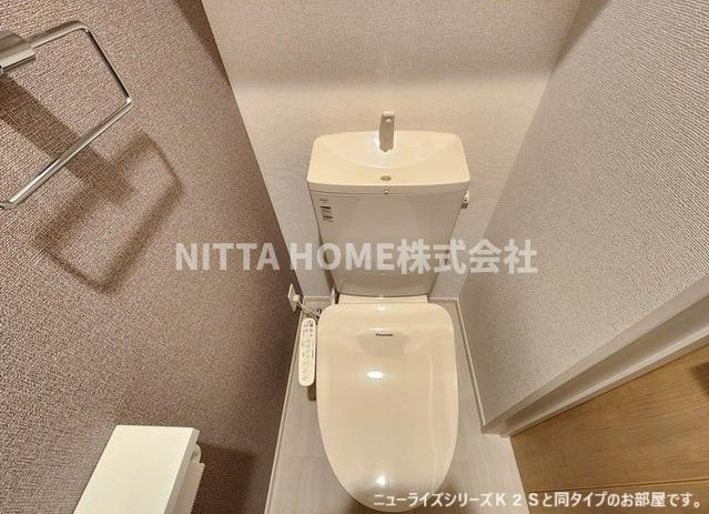 綾部市大島町穴見のアパートのトイレ|【イメージ写真図】温水洗浄便座のトイレです◇