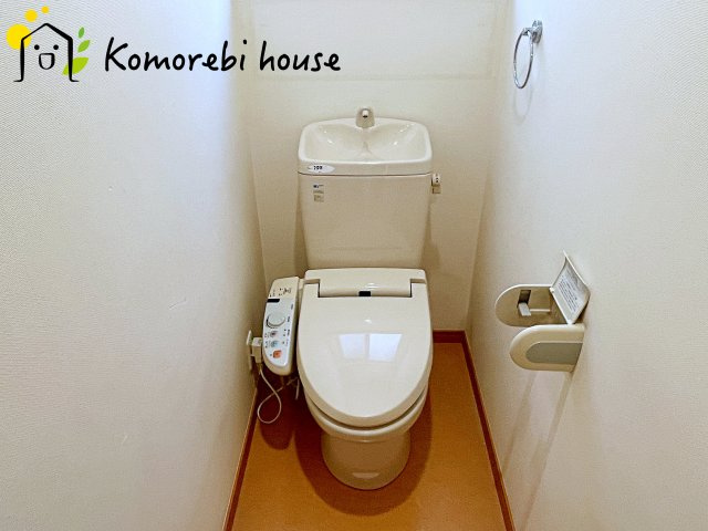 蓮田市西新宿4丁目　中古一戸建てのトイレ|26.2.2撮影済み