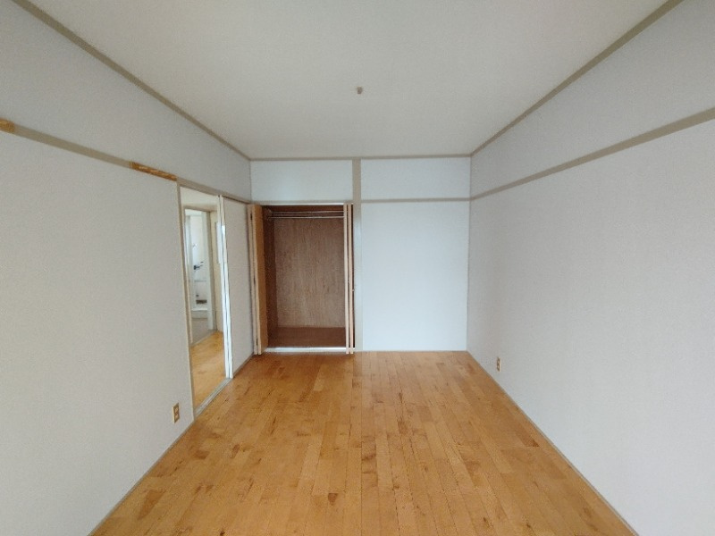 パークハイツかけひの洋室