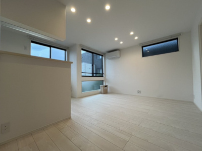 【居間・リビング】 | 阿佐谷北レジデンス | 明るい洋室！