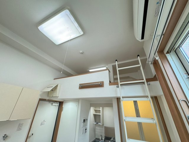 フェリスバルミーの洋室