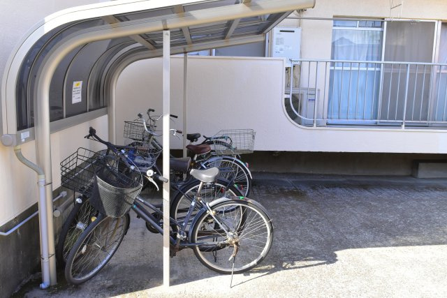 東村山市本町１丁目の中古マンションの駐輪場