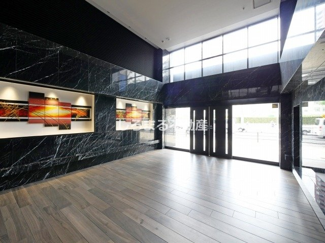 Ｌａ　Ｄｏｕｃｅｕｒ西天満のロビー