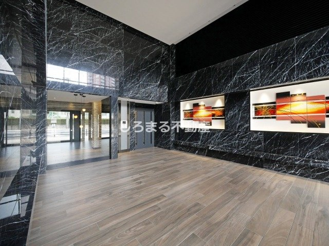 Ｌａ　Ｄｏｕｃｅｕｒ西天満のロビー