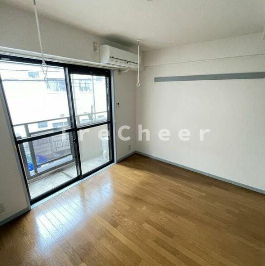 カーサ岩淵の居間・リビング