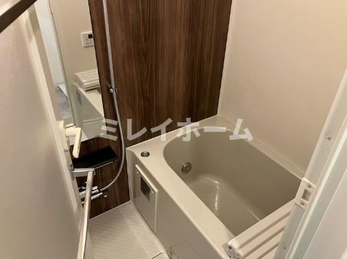 ラヴィエール羽田スカイゲートの浴室