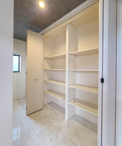 【収納】 | 横浜市泉区和泉町 新築戸建 全1棟