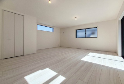 【居間・リビング】 | 横浜市泉区和泉町 新築戸建 全1棟