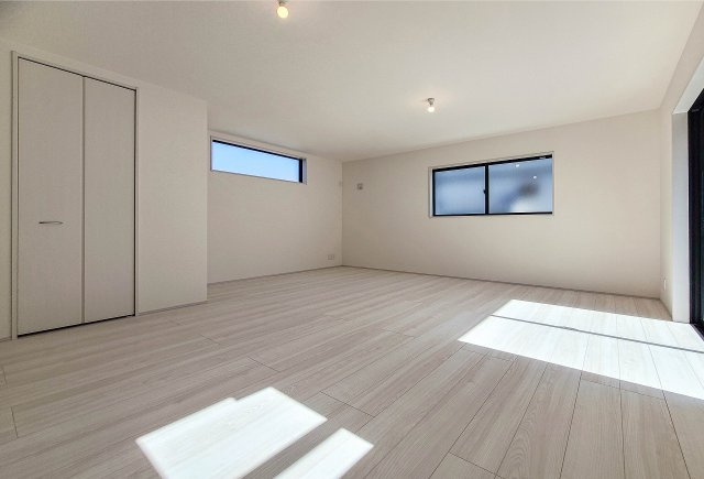 【居間・リビング】 | 横浜市泉区和泉町 新築戸建 全1棟