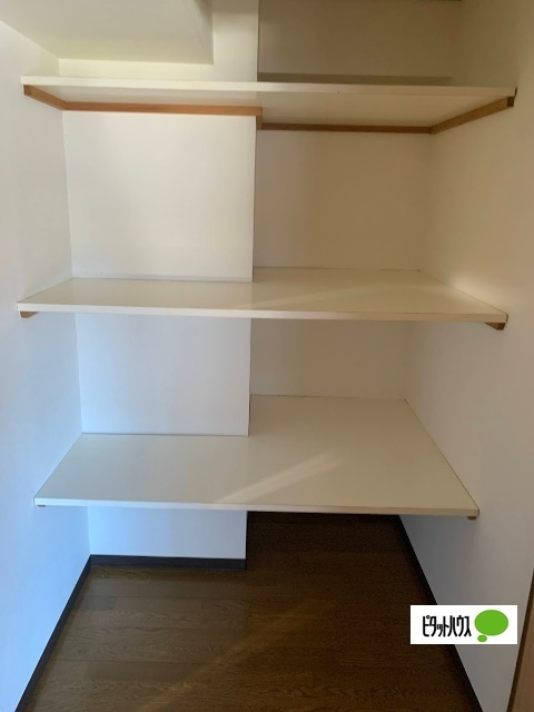 サニーコート市川の収納