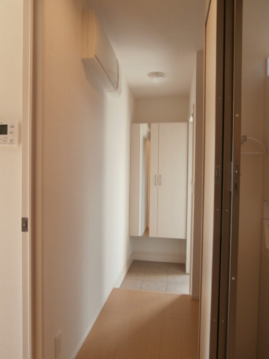 サザン　ウィンドウの玄関