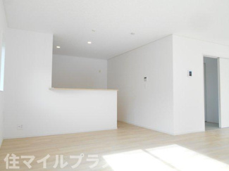 【居間・リビング】 | 白河市関辺新築一戸建て1棟 | おしゃれな居間です