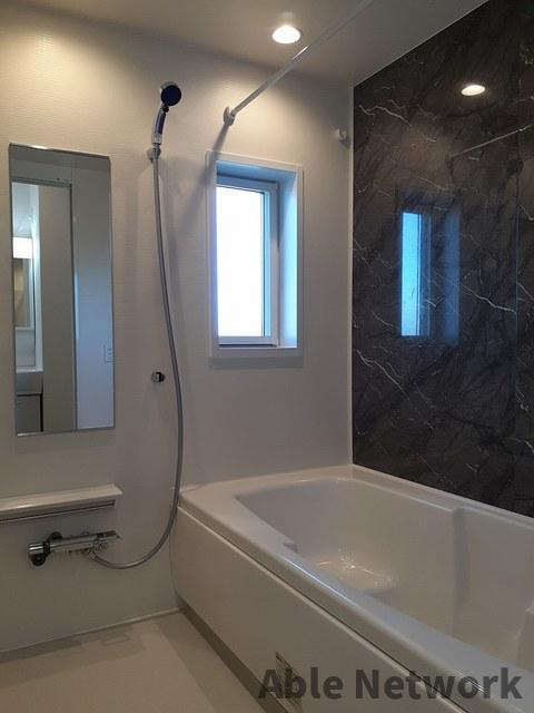 アベニールカルミアの浴室|追炊き＆浴室乾燥付き