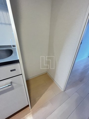 【キッチン】 | ラシュレエグゼ本町 | ラシュレエグゼ本町　冷蔵庫置き場