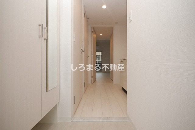 エスリードレジデンス大阪福島シティウエストの玄関