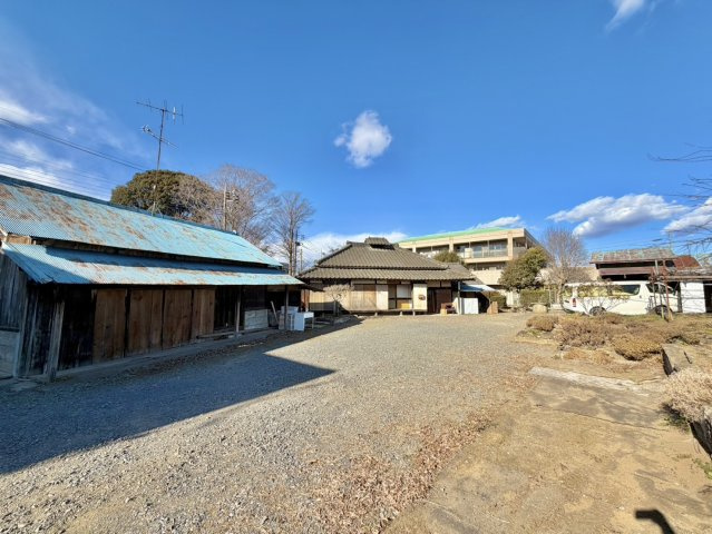 小美玉市橋場美中古物件【畑付き】の駐車場