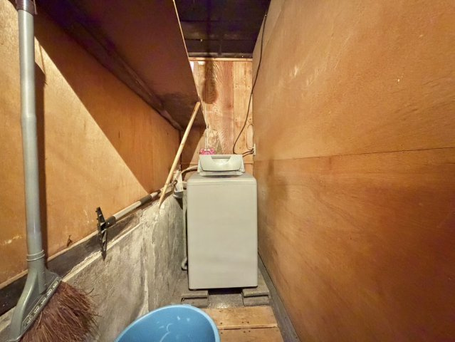 小美玉市橋場美中古物件【畑付き】のランドリースペース