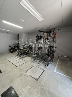 【その他共用部分】 | ＰＨＯＥＮＩＸ北堀江 | サイクルスタンド付きの駐輪場です！