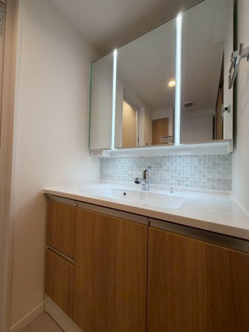 ベイクレストタワーの独立洗面台