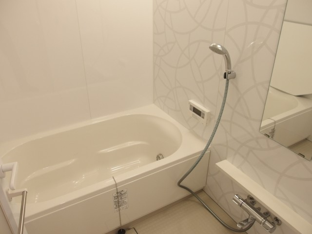 グリーンゲートレジデンスガーデンウィング　の浴室|同型イメージ