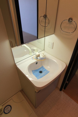【独立洗面台】 | アドバンス大阪ベイストリート
