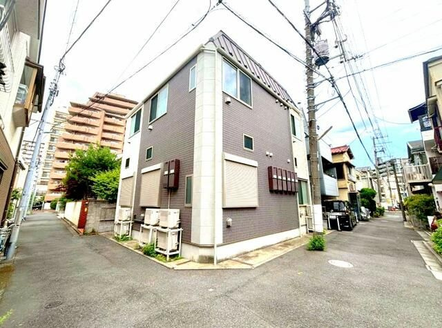 ＡＶＡＮＤ王子神谷