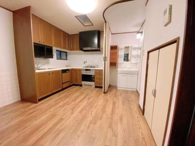 【居間・リビング】 | 五色山7丁目戸建