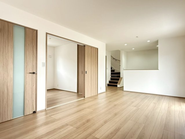 川越市中台2丁目　新築一戸建て　B号棟の居間・リビング|ゆったりとした居間です