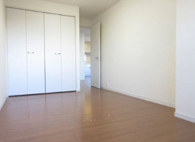 【居間・リビング】 | ライオンズマンション都立家政 | 明るい洋室！