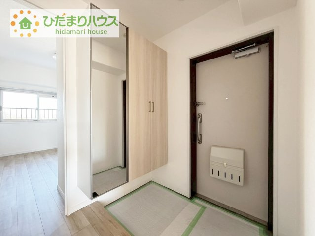 【玄関】 | 我孫子ビレジ３号棟 | 丁度良い靴箱のサイズ♪これだけあれば家族全員の靴がしまえてスッキリ(^O^)
