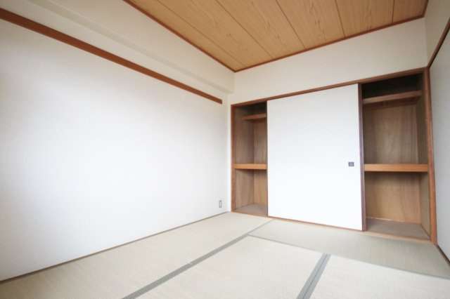 カルムエール乾の和室