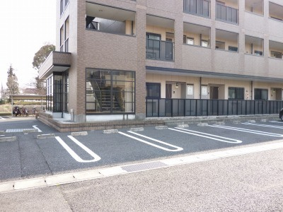 エターナル・インテンションの駐車場|駐車場