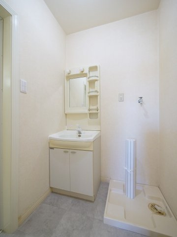 シティハウス益野町の洗面所