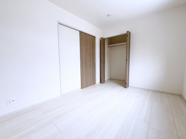新築戸建・新築建売　西郷村小田倉字前原　小田倉小・西郷第二中の洋室|全居室収納完備！