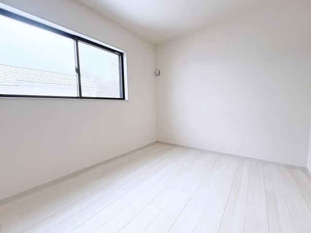 新築戸建・新築建売　西郷村小田倉字前原　小田倉小・西郷第二中の洋室|シンプルなので色々なテイストのインテリアも合いそうですね！