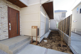 【庭】 | 【仲介手数料無料！！】稲城市坂浜　新築戸建て（全11棟）8号棟　5080万円